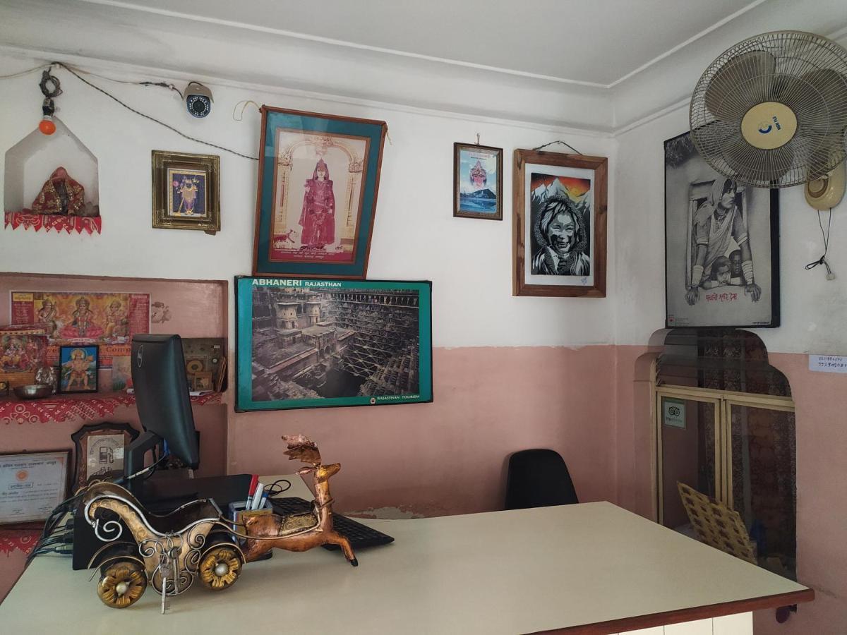 Jwala Niketan Guesthouse Private Rooms Джайпур Екстер'єр фото