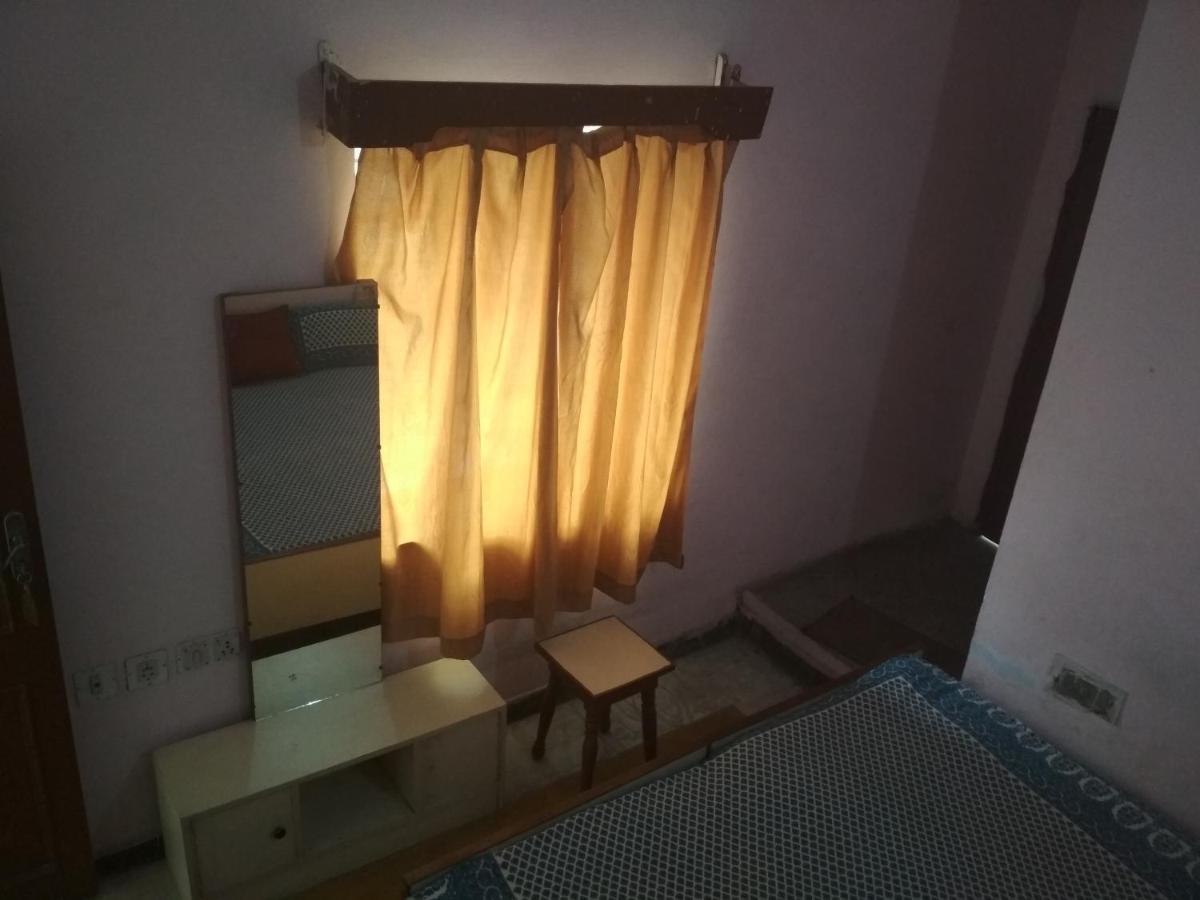 Jwala Niketan Guesthouse Private Rooms Джайпур Екстер'єр фото